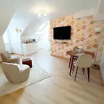 Le Rachel Apartment *